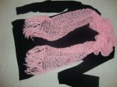 Cachecol rosa bebê com franjas