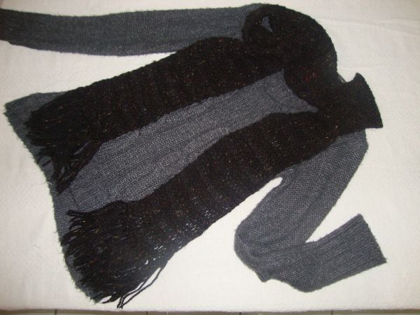 Cachecol preto com mesclas